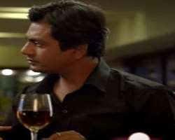 Nawazuddin Siddiqui consuming alcohol Nawazuddin Siddiqui consuming alcohol